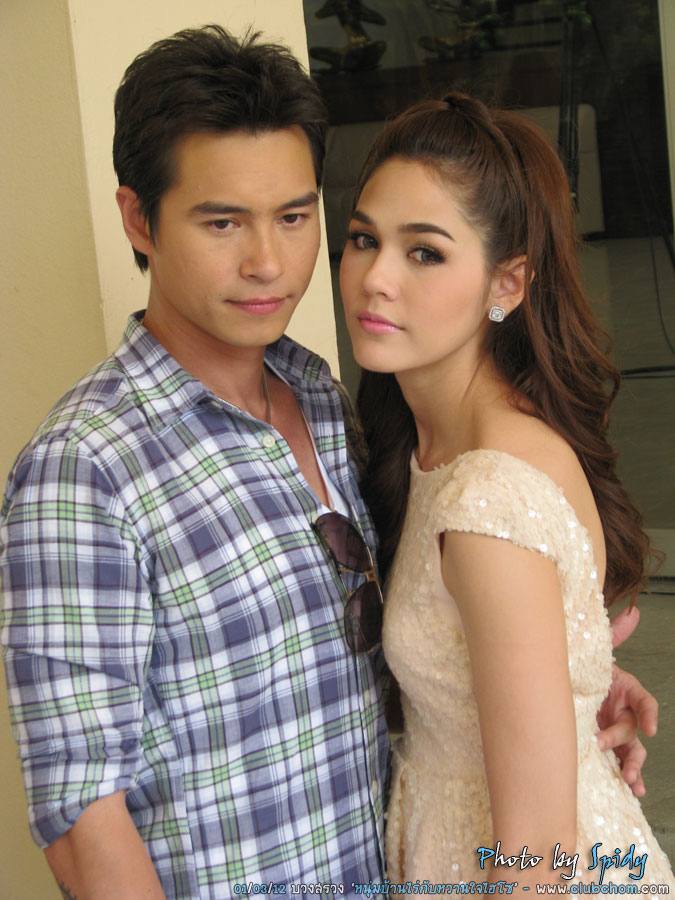 ชมพู่ อารยา บวงสรวงละครหนุ่มบ้านไร่กับหวานใจไฮโซ