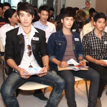 ภาพหนุ่มหล่อ แห่สมัคร M Thailand