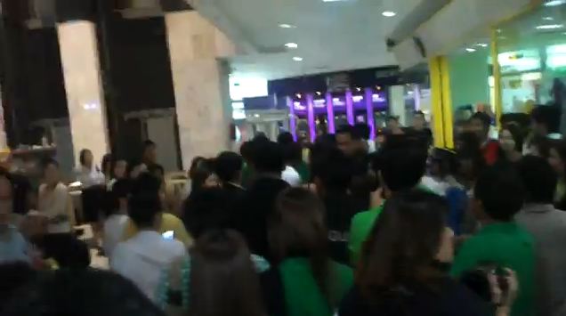 เมื่อ อั้ม พัชราภา มางาน  mini motor show2012