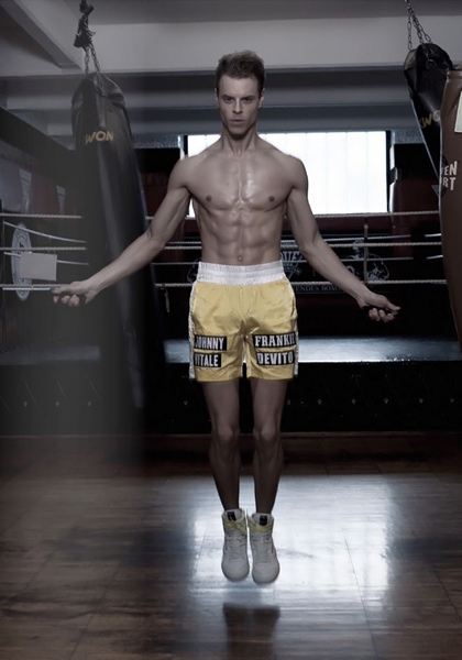 Work It Out shot by Philipp Jelenska Cuba for Vangardist, Plus a making of clip