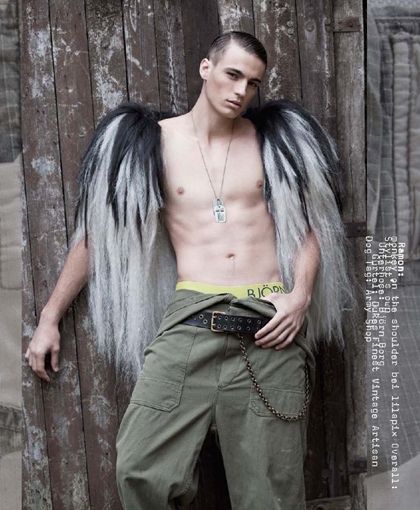 Editorial Boot Camp : Vangardist Magazine Issue 10