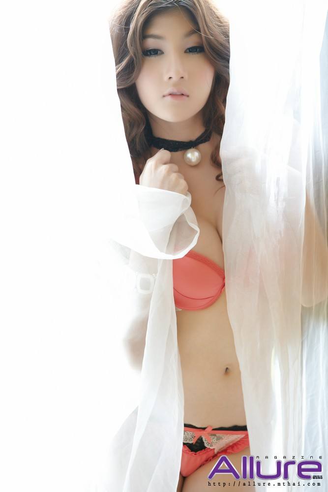 ขาวสวยหมวยXเอาใจหนุ่มๆชายเเท้ ทอม เเละเลส เรียนเชิญคร๊า