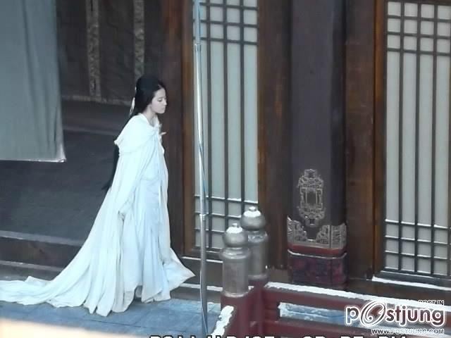 บุกกองถ่าย แม่นาง หลิว อี้ เฟย 铜雀台Tong Que Tai