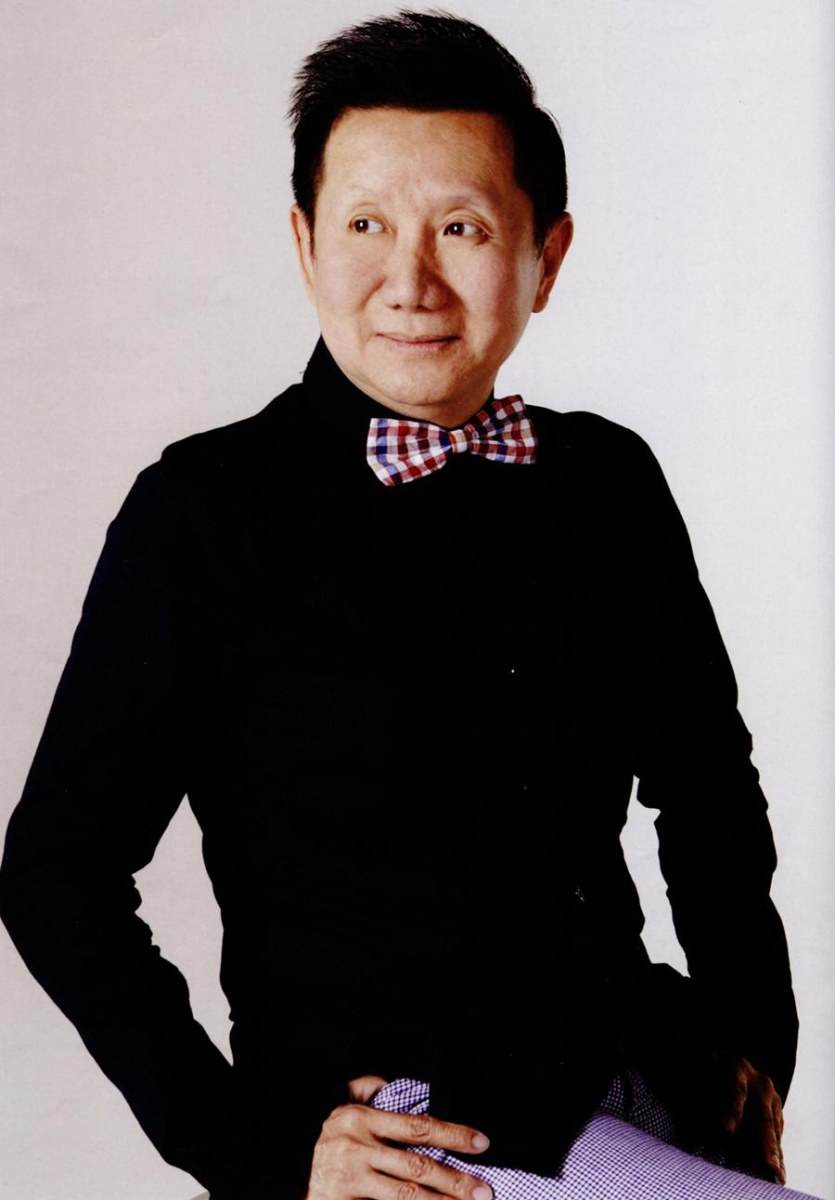 อ.วิโรจน์ ตั้งวาณิชย์ @ GLOW vol.1 no.1 March 2012