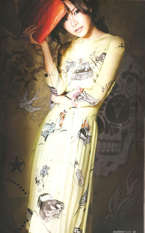 เต้ย จรินทร์พร @ MADAME FIGARO no.104 March 2012