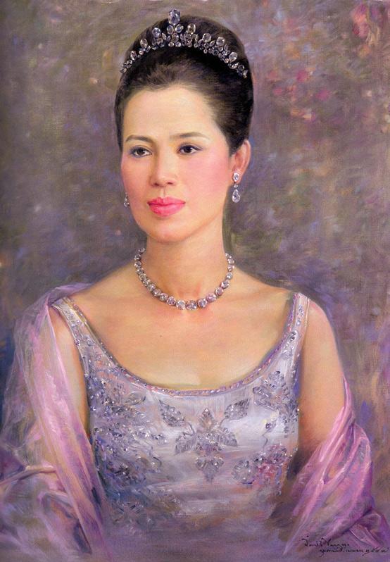 ฉลองพระองค์ ของพระราชินี