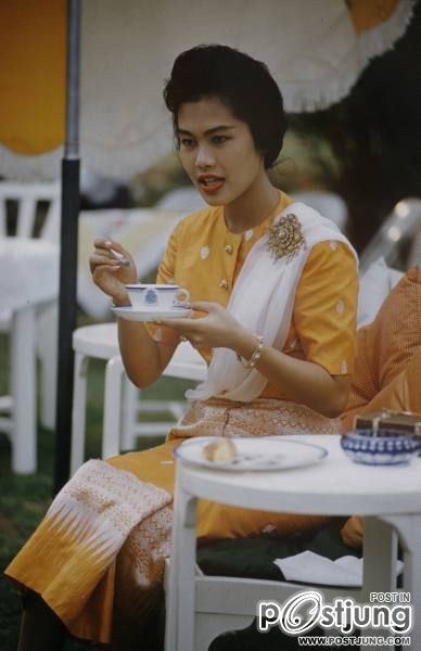 ฉลองพระองค์ ของพระราชินี