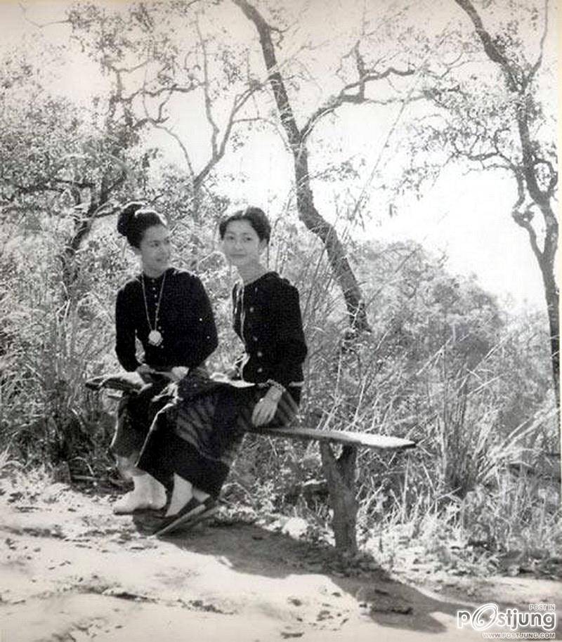 ฉลองพระองค์ ของพระราชินี ตอน ๓