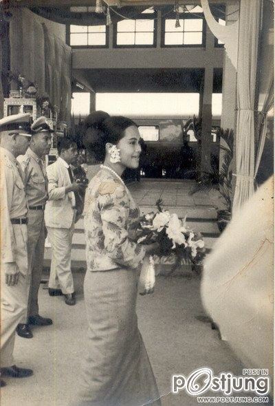 ฉลองพระองค์ ของพระราชินี ตอน ๓