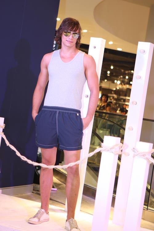 ภาพบรรยากาศงาน "JOCKEY Play on the beach"