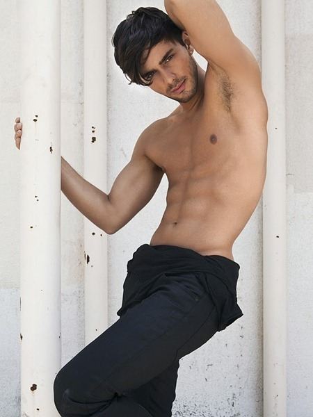 FEATURED MODEL: NIKOLAS BY PHOTOGRAPHER NATE JENSEN