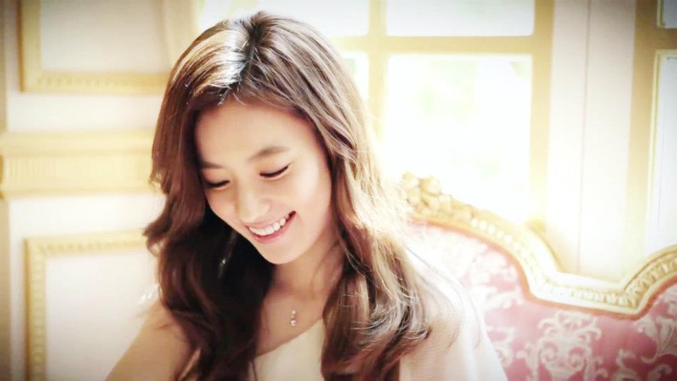 Han Hyo Joo - LOVCAT BIJOUX Photoshoot หวานสวย เกินห้ามใจ