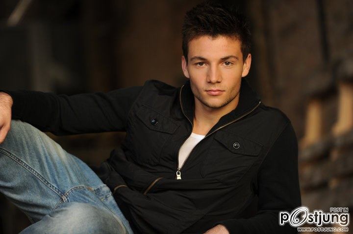 Random Model: Justin