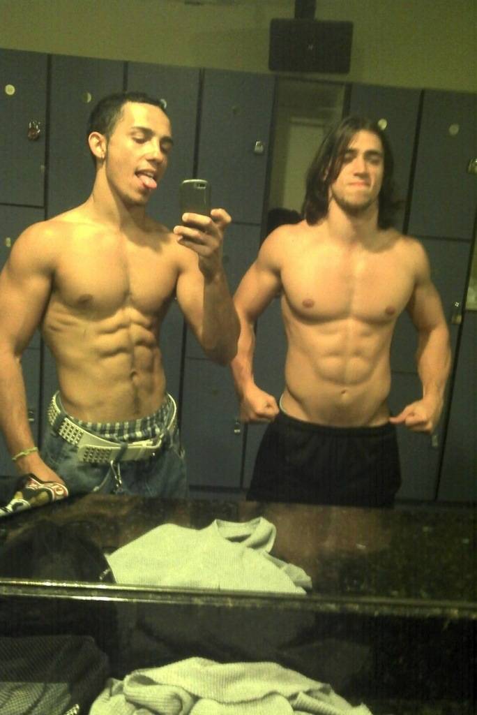 ถ่ายเองกับมือ 3