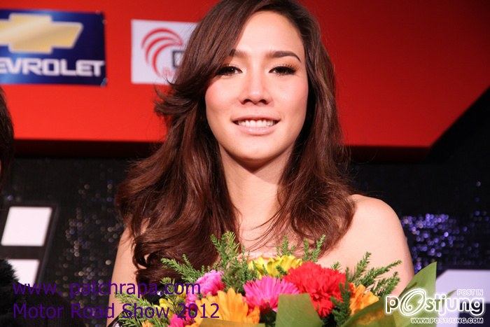 "อั้ม พัชราภา" สวยๆเริ่ดๆ@The motor road show 2012!!