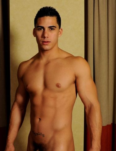 นายเเบบหนุ่มละตินสุดหล่อ