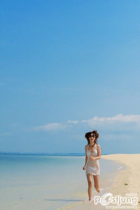 ล่นน้ำกันไหม กับสาวหมวย สวยเซ็กซี่ การันตีความขาว