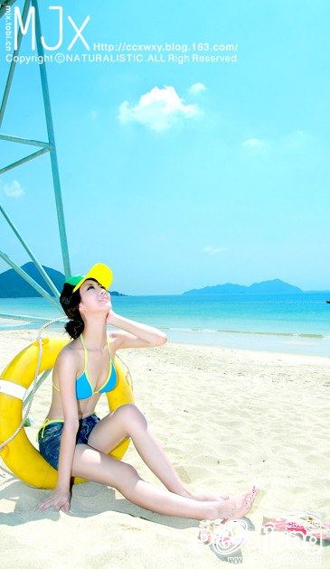 ล่นน้ำกันไหม กับสาวหมวย สวยเซ็กซี่ การันตีความขาว 2