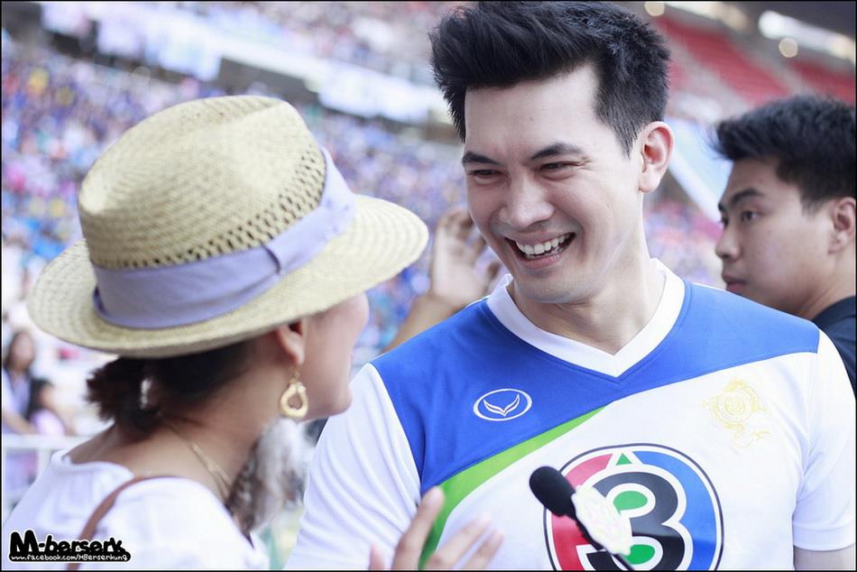 เคน ธีรเดช หล่อล้ำในงานฉลอง42ปีช่อง3