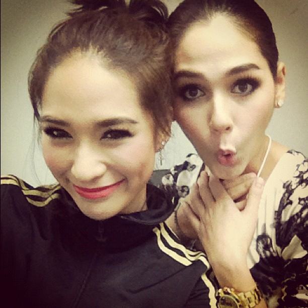 ชมพู่ อารยา ใน Instagram