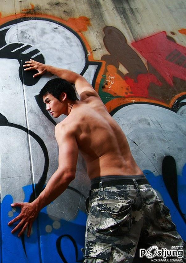 นายแบบหุ่นดีนะ