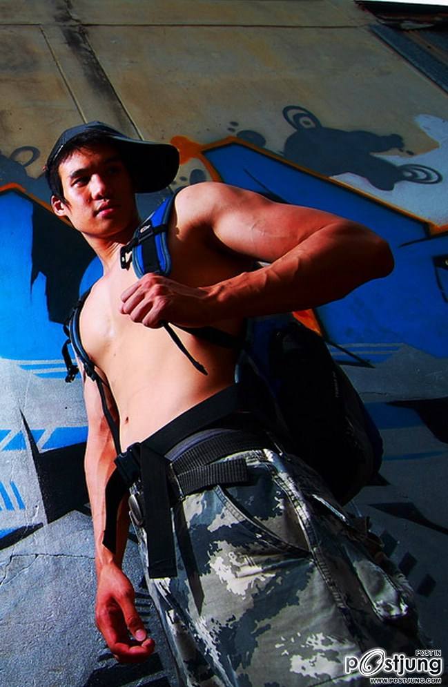 นายแบบหุ่นดีนะ