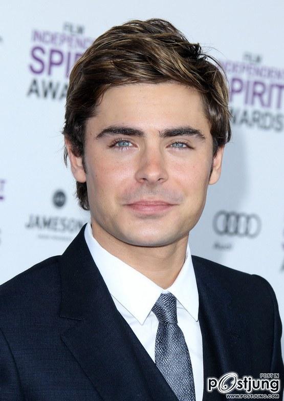 Zac-Efron+joe-jona