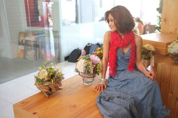 ก้อย รัชวิน เบื้องหลังถ่ายปกนิตยสารชีวจิต ฉบับ มีนาคม 2555