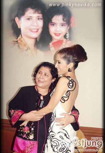 พิ้งกี้ สวยคม