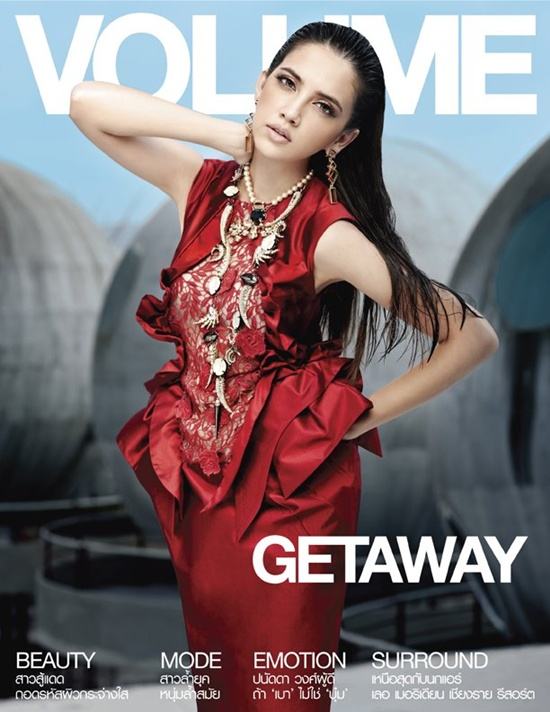 VOLUME vol. 7 no. 164 February 2012