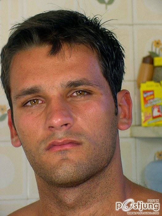 บึกบึนๆ