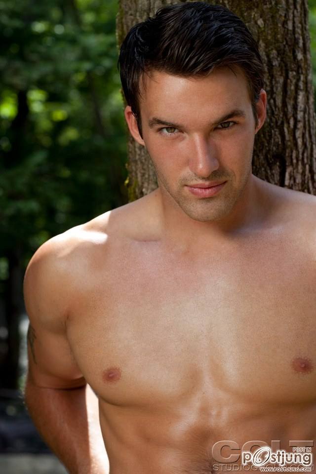 เทพบุตรสุดหล่อ