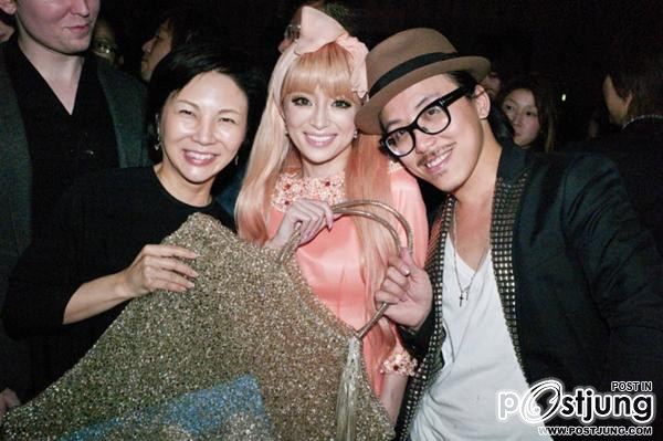 อายูมิ อามาซากิ ผู้หญิง world class