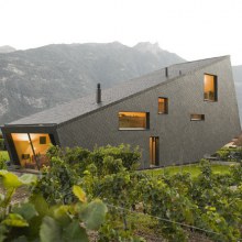 Mountain Home Design in Switzerland mimics the mountains