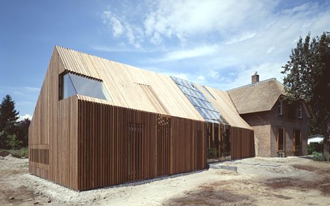 Farmhouse Renovation Ideas and Pictures &ndash; Original Brick with Contemporary Wooden Extension