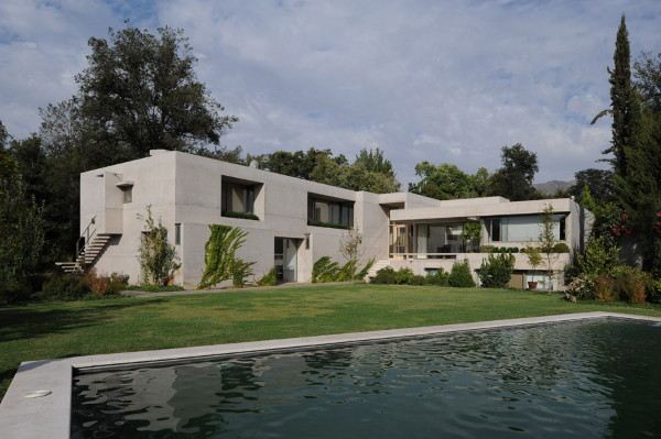 Modern Villa Design in Santiago, Chile - Gorgeous Villa with Surprises Inside