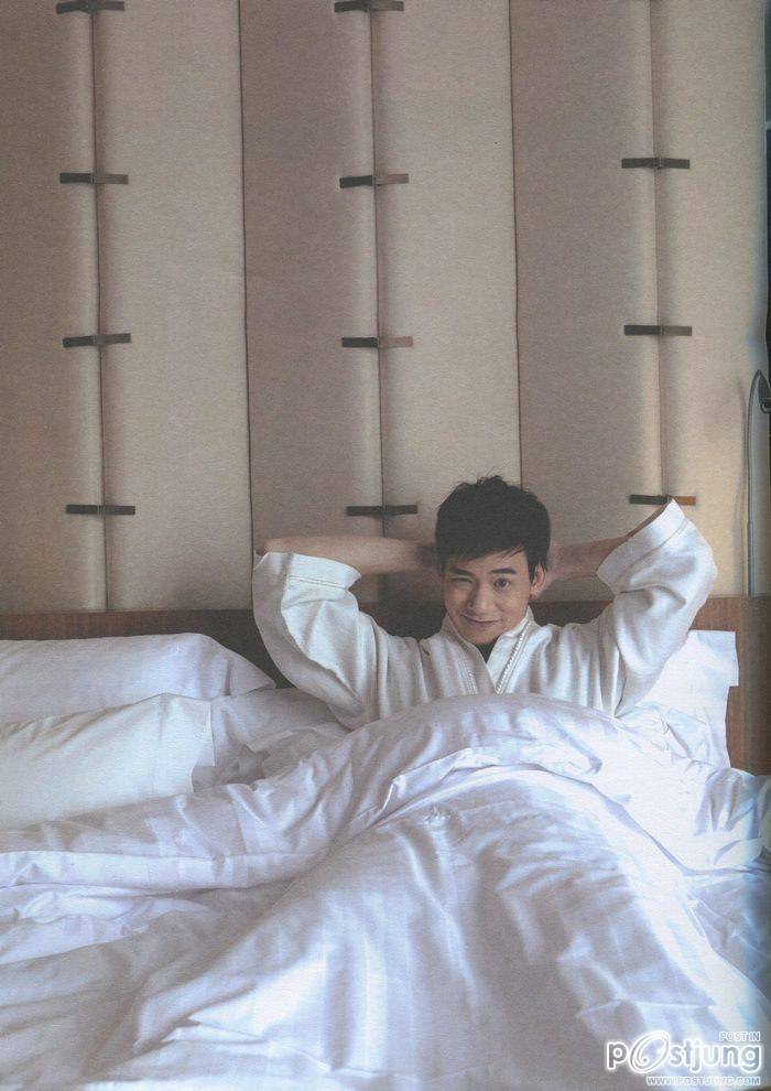 [บี้ The Star] สุกฤษฎิ์ วิเศษแก้ว @ POSTCARD TRAVEL BY BUDGET vol. 2 no. 26 March 2012