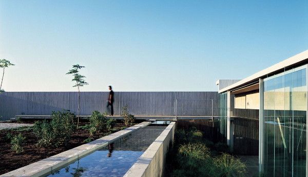 Contemporary Concrete, Glass and Steel House on Chile’s Architecture Row