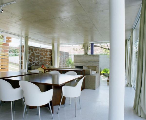 Weekend Retreat Design blends ultra-modern with rural