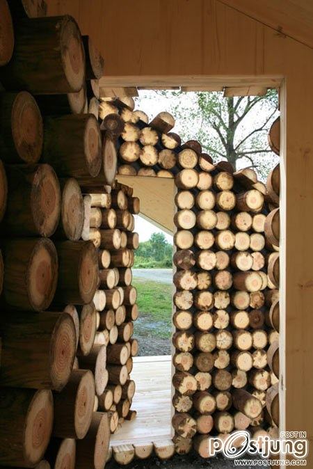 Movable Home by French Architecture Firm - for poets only?