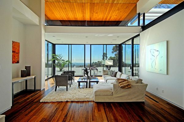 Luxury House Makes Modern Luxury a Daily Event in Beverly Hills