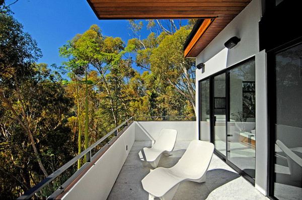 Luxury House Makes Modern Luxury a Daily Event in Beverly Hills