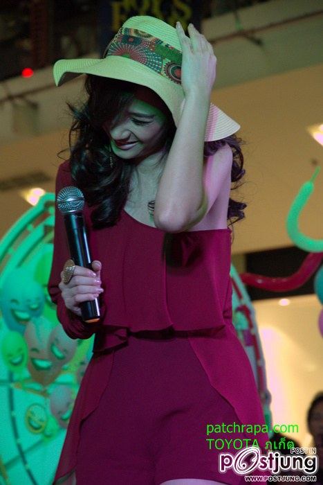 สวยงามไปกับ"อั้ม พัชราภา"@TOYOTA PHUKET !!