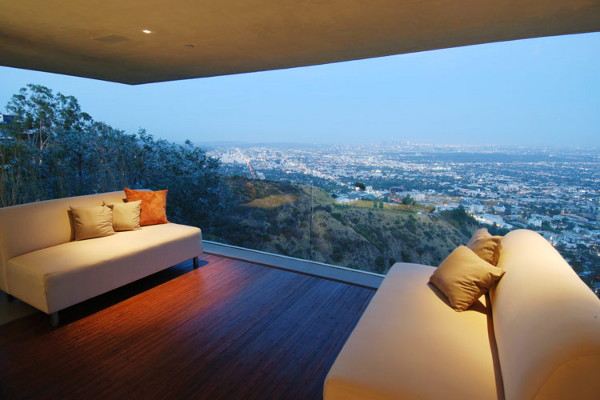 LA Luxury Home with a bird's-eye view of the city