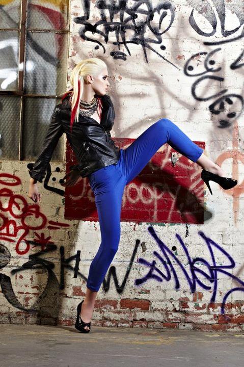 America's Next Top Model (British invasion) cycle 18 Ep.3 Cat Deeley