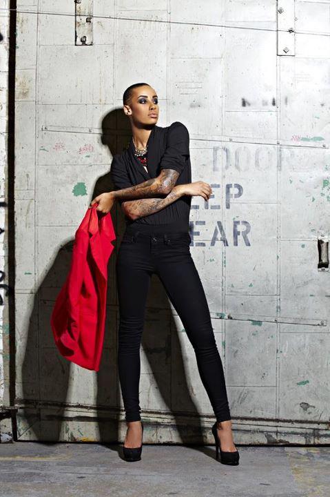 America's Next Top Model (British invasion) cycle 18 Ep.3 Cat Deeley