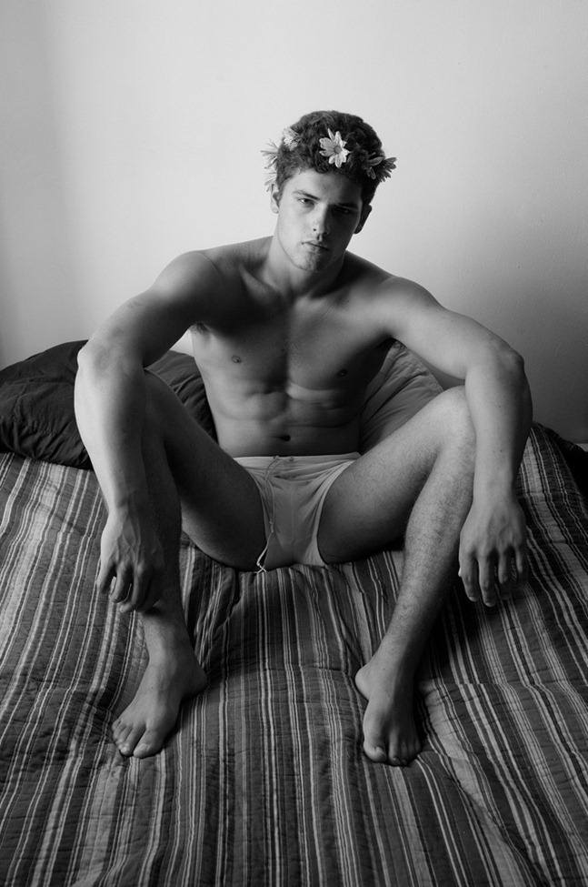 MASCULINE DOSAGE: TAYLOR SIMMONS BY PHOTOGRAPHER SEAN P. WATTERS