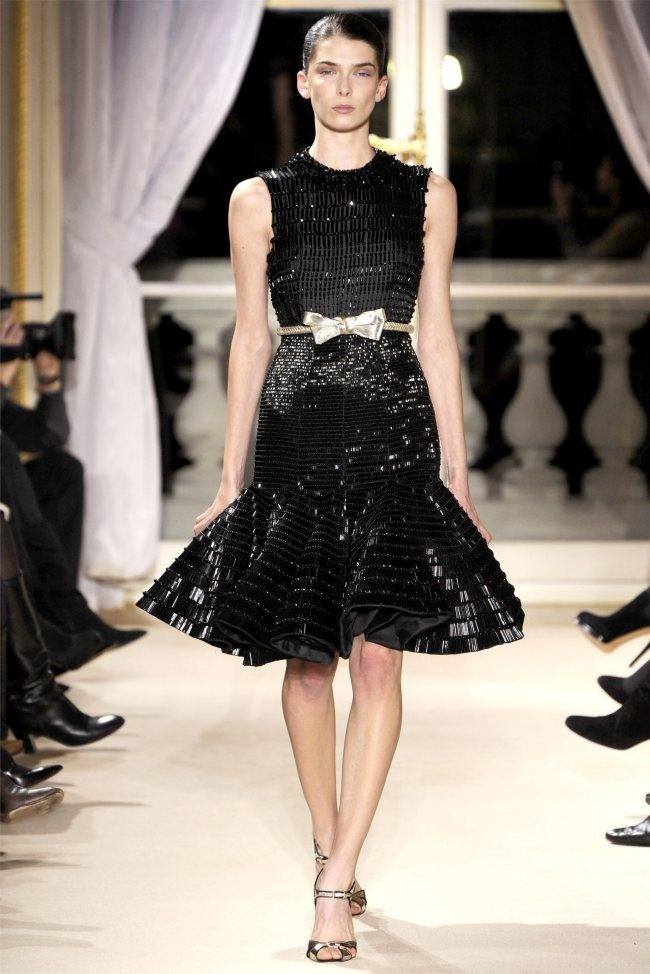 PARIS HAUTE COUTURE: GIAMBATTISTA VALLI SPRING 2012 COUTURE