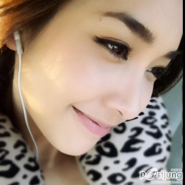 มิน พีชญา