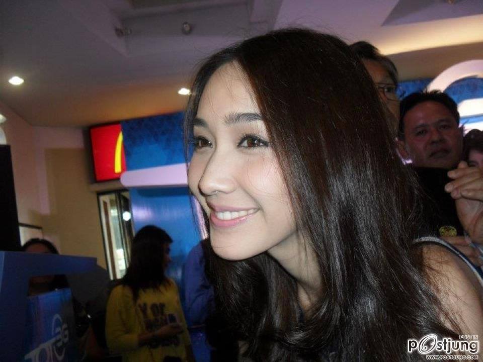 มิน พีชญา